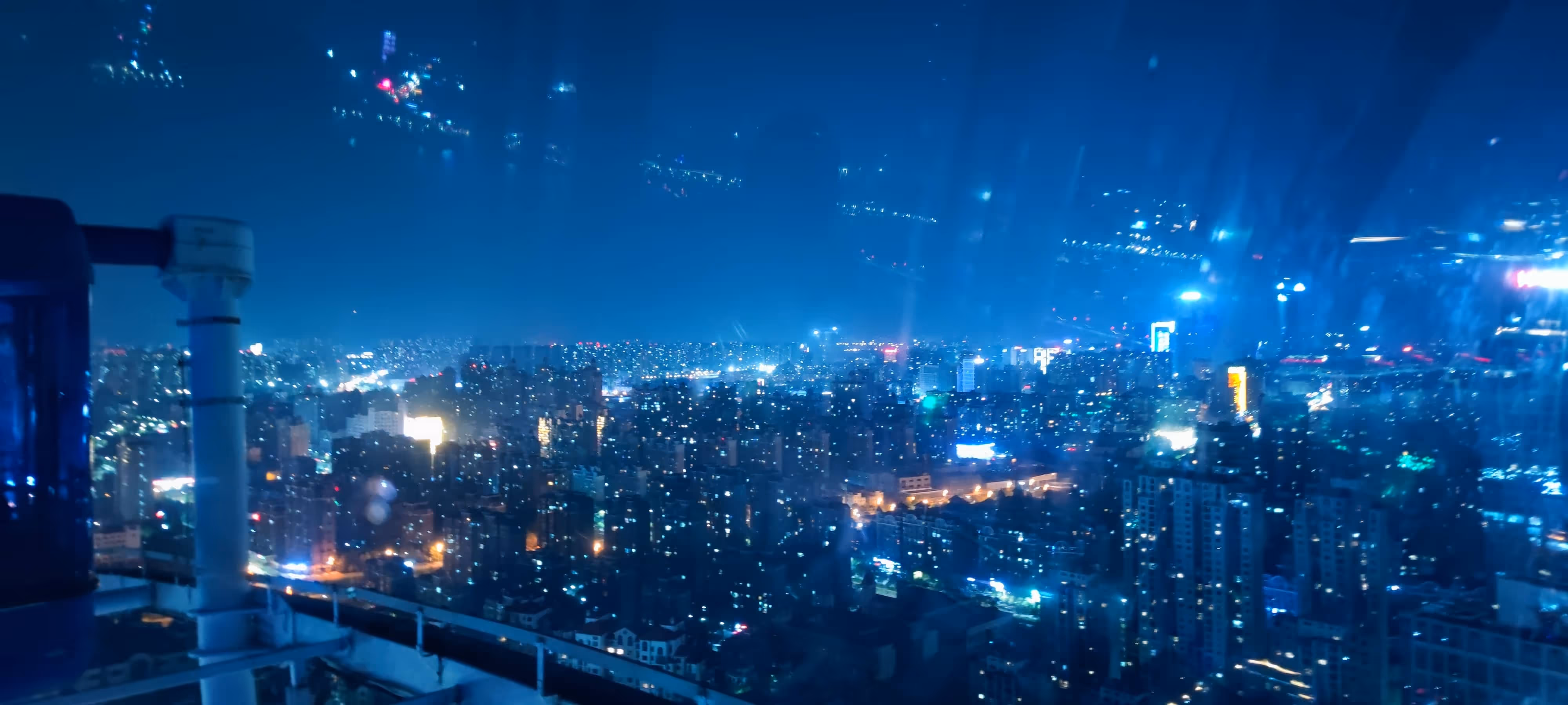 最高点处拍摄,其实光污染严重啦 最高点处拍摄,其实光污染严重啦