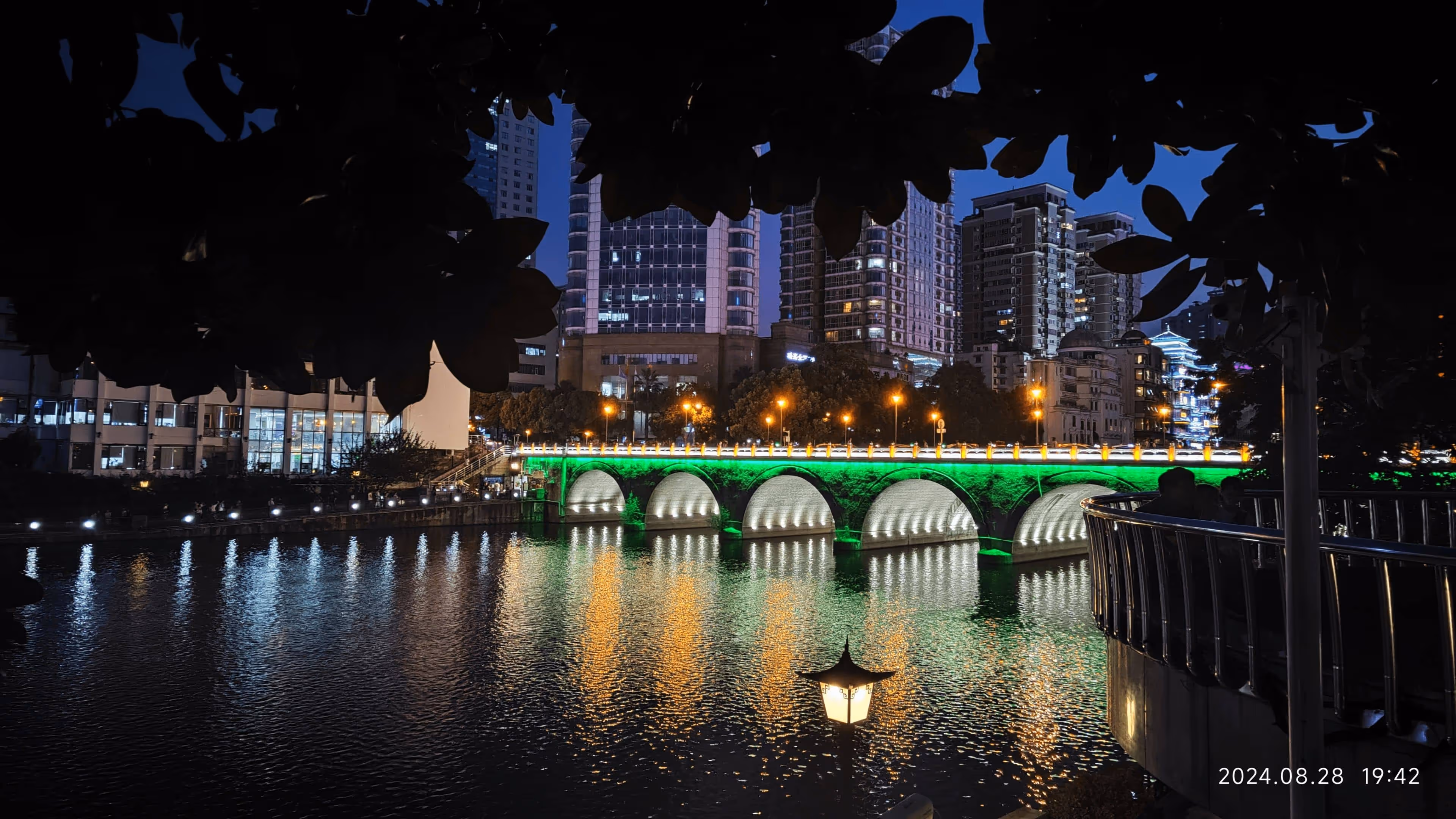 甲秀楼附近 甲秀楼附近